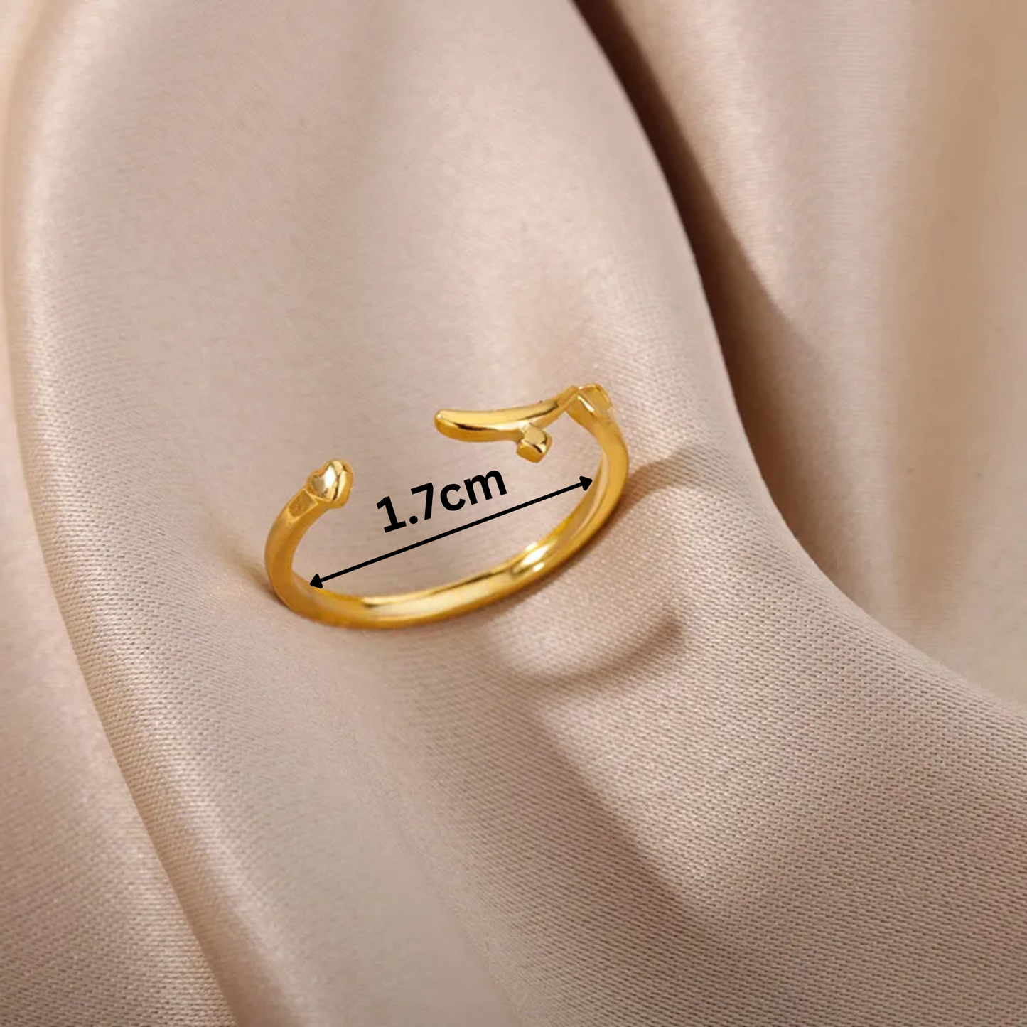 Hub Arabic Love Ring