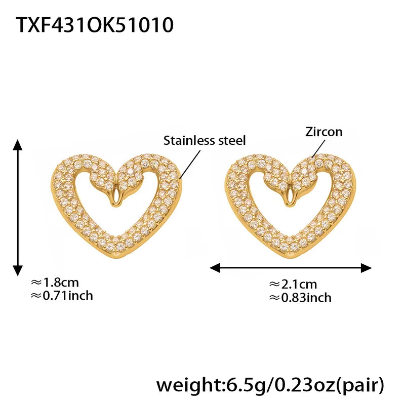 Heart-shaped earrings with labels indicating material composition and dimensions on a white background.